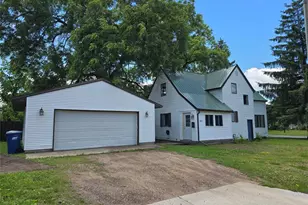 202 E Gates St, Rice Lake, WI 54868 - Photo 2