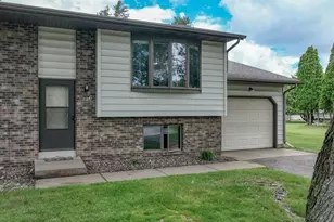 816-818 Dorbe Street, Eau Claire, WI 54701 - Photo 2