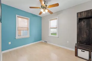 1703 Lyndale Ave, Eau Claire, WI 54701 - Photo 12