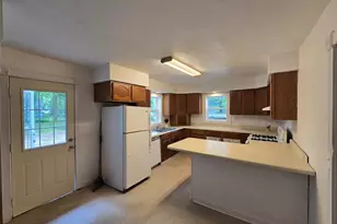 914 6th Ave, Menomonie, WI 54751 - Photo 14