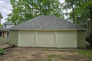 914 6th Ave, Menomonie, WI 54751 - Photo 32