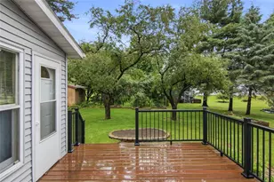1008 W Cedar St, Chippewa Falls, WI 54729 - Photo 6