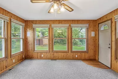 1008 W Cedar Street, Chippewa Falls, WI 54729 - Photo 8