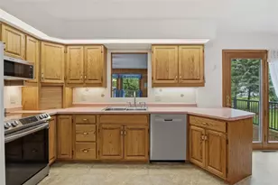1008 W Cedar St, Chippewa Falls, WI 54729 - Photo 12
