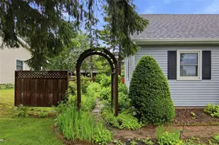 1008 W Cedar St, Chippewa Falls, WI 54729 - Photo 4