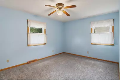 1008 W Cedar Street, Chippewa Falls, WI 54729 - Photo 16