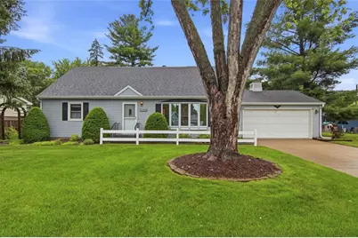 1008 W Cedar Street, Chippewa Falls, WI 54729 - Photo 2