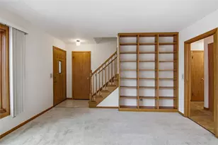 1008 W Cedar St, Chippewa Falls, WI 54729 - Photo 10