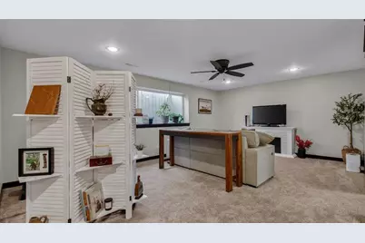 4020 John Hart Place, Eau Claire, WI 54703 - Photo 26