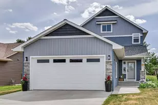 4020 John Hart Pl, Eau Claire, WI 54703 - Photo 1