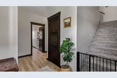 4020 John Hart Place, Eau Claire, WI 54703 - Photo 14
