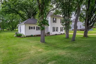 347 S Washington St, Mondovi, WI 54755 - Photo 6