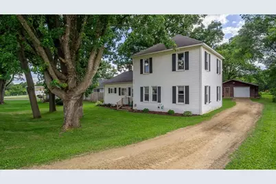347 S Washington Street, Mondovi, WI 54755 - Photo 2