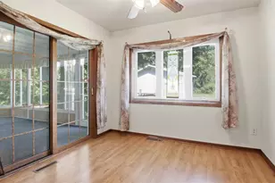 1544 Howard Ave, Eau Claire, WI 54703 - Photo 10
