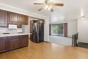 1544 Howard Ave, Eau Claire, WI 54703 - Photo 8