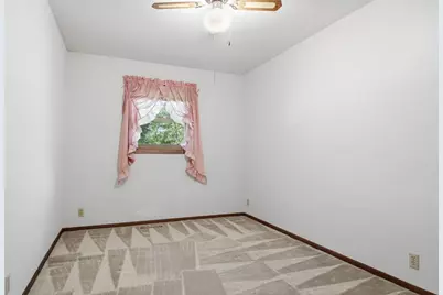 1544 Howard Avenue, Eau Claire, WI 54703 - Photo 18