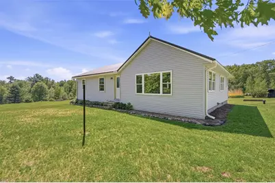 W9663 Kington Road, Thorp, WI 54771 - Photo 2