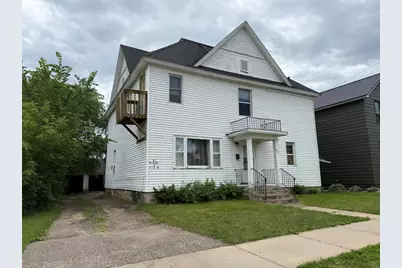 433 Vine Street #3, Eau Claire, WI 54703 - Photo 2