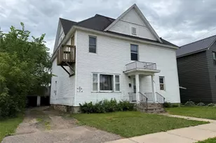 433 Vine St, Eau Claire, WI 54703 - Photo 2