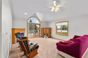 4274 Mill Ridge Cir, Eau Claire, WI 54703 - Photo 12