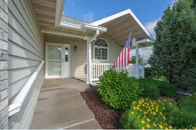 4274 Mill Ridge Circle #4, Eau Claire, WI 54703 - Photo 2