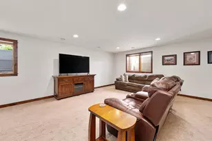 4274 Mill Ridge Cir, Eau Claire, WI 54703 - Photo 24