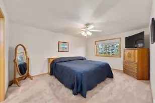 4274 Mill Ridge Cir, Eau Claire, WI 54703 - Photo 16