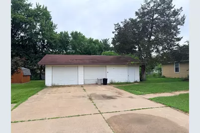 213 W Jefferson Street #1-2, Black River Falls, WI 54615 - Photo 2