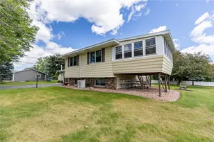 5121 171st St, Chippewa Falls, WI 54729 - Photo 4