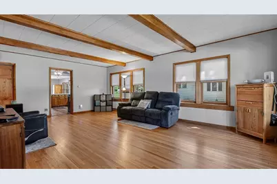415 E Stanley Street, Thorp, WI 54771 - Photo 6