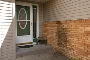 1122 Jerry Ave, Durand, WI 54736 - Photo 2