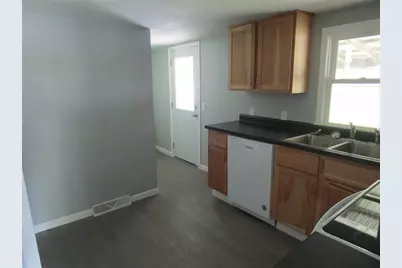 719 E 2nd Street, Ladysmith, WI 54848 - Photo 6