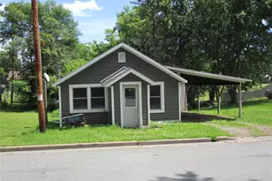 719 E 2nd St, Ladysmith, WI 54848 - Photo 1