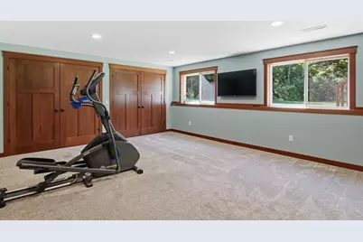 1347 Howard Drive, Eau Claire, WI 54701 - Photo 32
