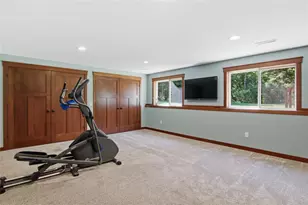 1347 Howard Dr, Eau Claire, WI 54701 - Photo 32