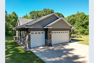 1347 Howard Drive, Eau Claire, WI 54701 - Photo 2