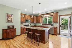1347 Howard Dr, Eau Claire, WI 54701 - Photo 12