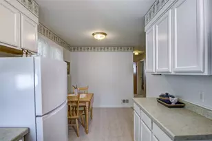 [Address not provided], Eau Claire, WI 54701 - Photo 8