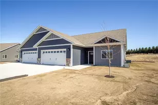 3335 Sunflower Ln, Eau Claire, WI 54703 - Photo 2