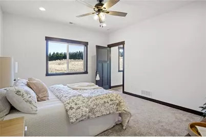 3337 Sunflower Lane, Eau Claire, WI 54703 - Photo 12
