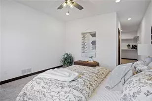 3337 Sunflower Ln, Eau Claire, WI 54703 - Photo 14