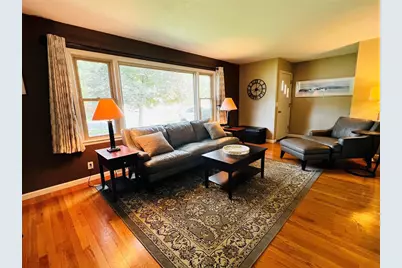 2706 Sherman Street, Eau Claire, WI 54701 - Photo 2