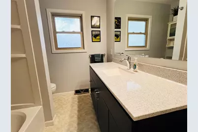 2706 Sherman Street, Eau Claire, WI 54701 - Photo 8