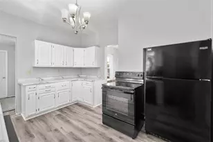 18642 Hobson St, Whitehall, WI 54773 - Photo 14