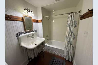 1524 Highland Avenue, Eau Claire, WI 54701 - Photo 18