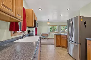 219 Spruce St, Spooner, WI 54801 - Photo 18