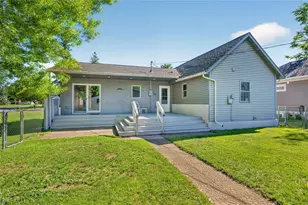 219 Spruce St, Spooner, WI 54801 - Photo 36