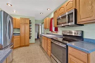 219 Spruce St, Spooner, WI 54801 - Photo 16