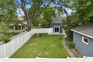 209 Vine St, Spooner, WI 54801 - Photo 4