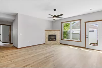 1321 Carpenter Avenue, Eau Claire, WI 54703 - Photo 6